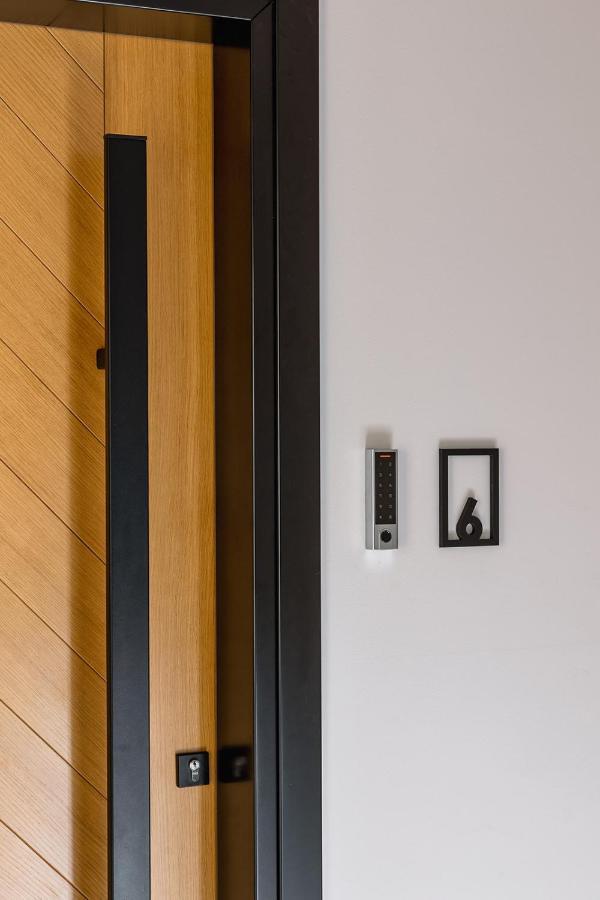 יואנינה Petrou Suites מראה חיצוני תמונה