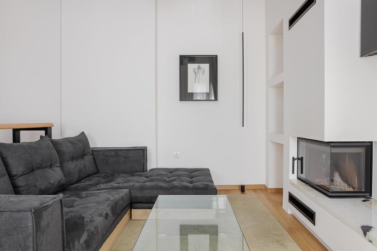 יואנינה Petrou Suites מראה חיצוני תמונה
