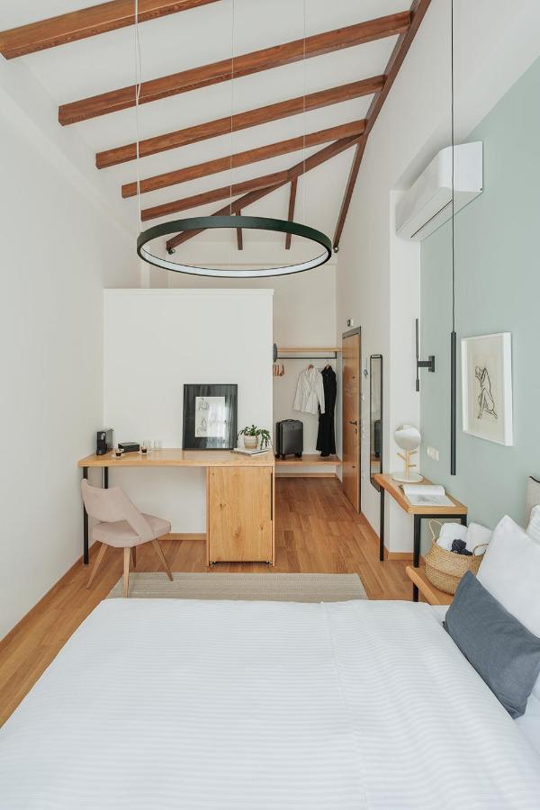 יואנינה Petrou Suites מראה חיצוני תמונה